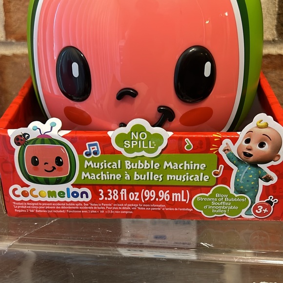 COCOMELON Musical BUBBLE MACHINE NO SPILL() - Brand New Sealed. - Picture 2 of 4